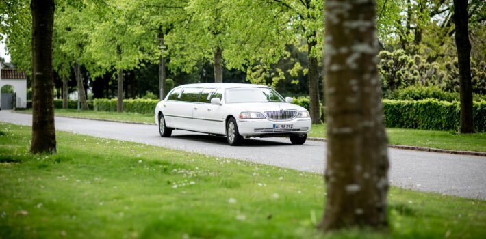 limousine service Toronto